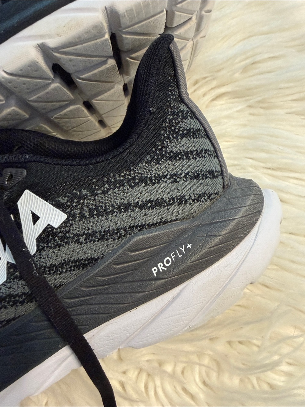 Hoka Black and White Athletic Running Shoes size 8B good condition - Picture 2 of 12